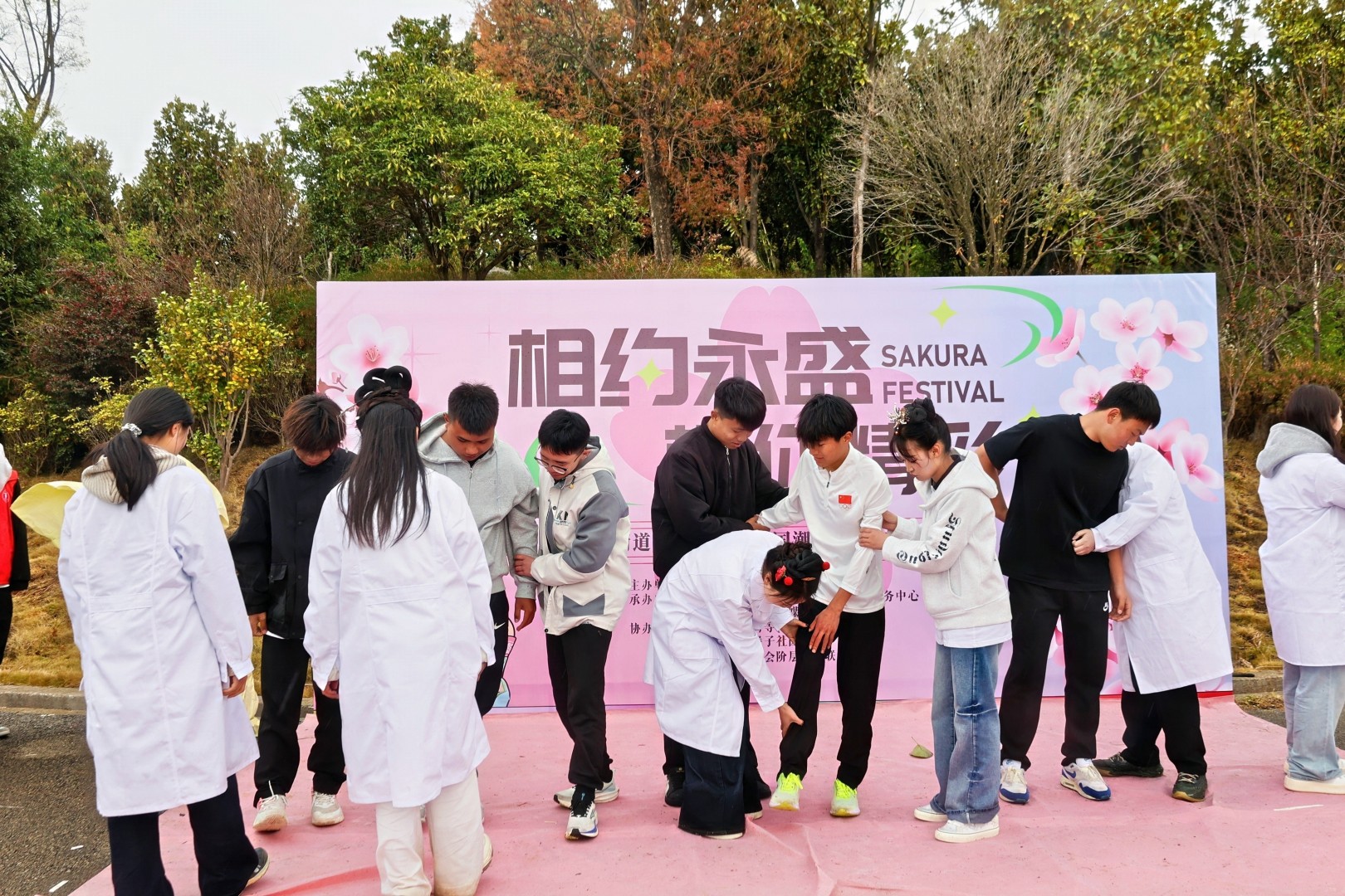 校园新闻 | 专业护航健康 服务温暖群众：体育保健与康复专业师生在行动