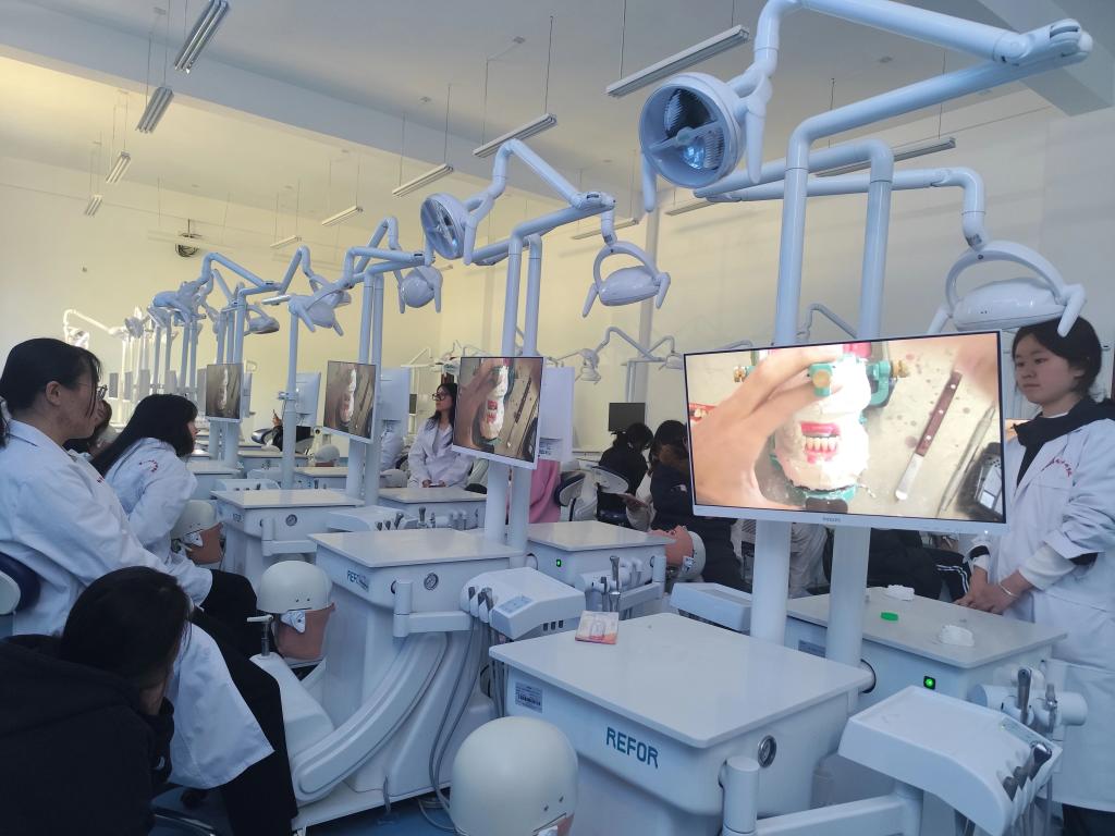 “十四五”高质量发展巡礼 | 临床医学院：博极医源夯基础 传承创新拓未来