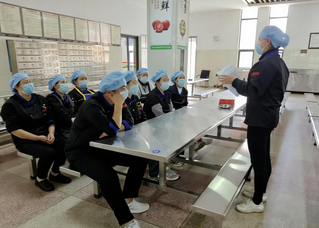 学校开展春季开学食品安全专题培训
