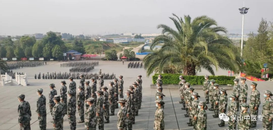 号角争鸣，热血军营与青春重逢！——2022年学生军训纪实