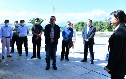 省民族宗教委调研检查组一行对世界杯官网创建云南省第四批民族团结进步示范学校进行调研检查