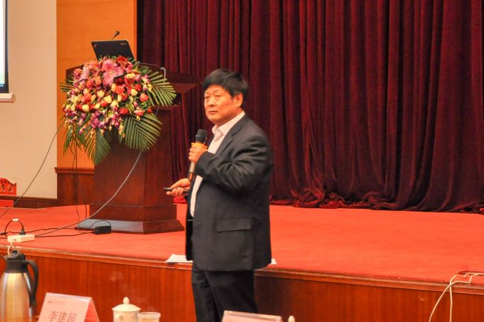 585538d9265be.jpg 会计学院代表发言.jpg