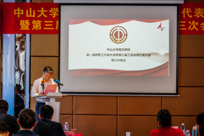 5ab8a60e4e65f.png 01.png