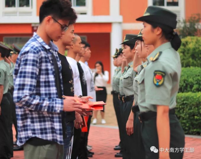 5ae2891f9680e.jpg 6.webp.jpg