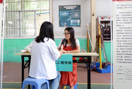 5b2083fb8a128.png 70.png