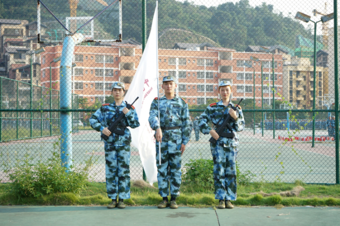 5bbf151e54b59.png 2.png