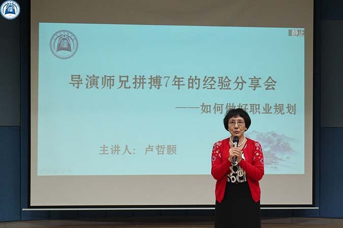 5bc700f11b51c.jpg 2.jpg