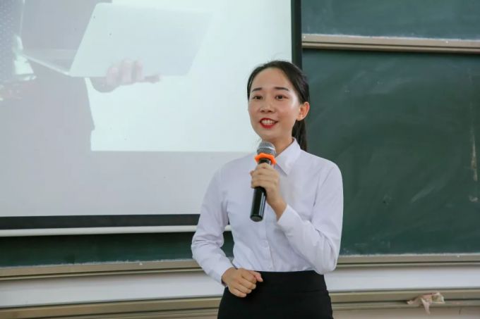 5b1ddad50f1fa.jpg 18.6.11.8.webp.jpg