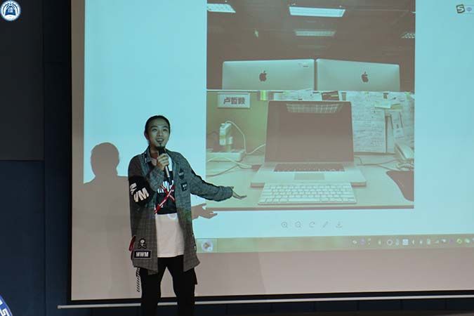 5bc700fc0b792.jpg 3.jpg